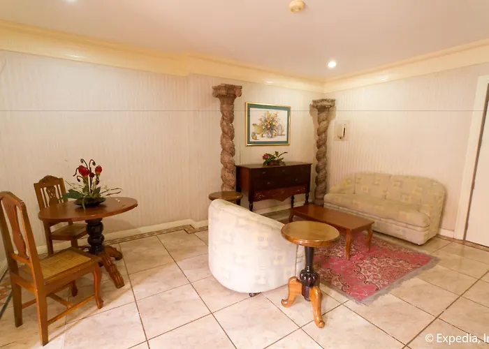 Crown Regency Residences - Quarantine 3* Cebu
